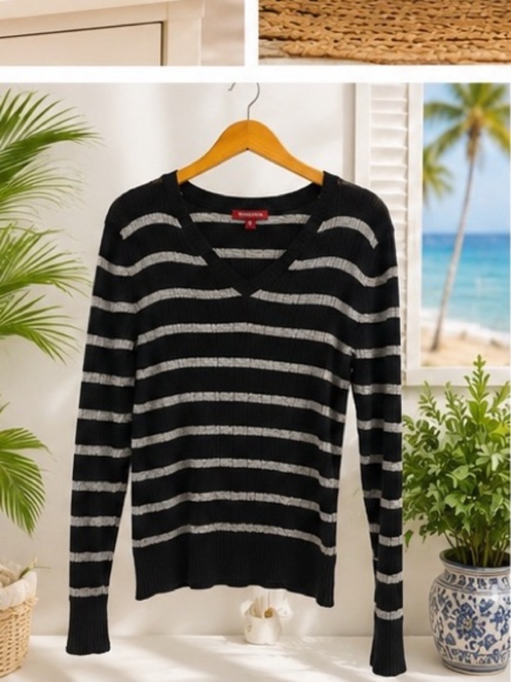 Merona Black and Gray Striped V-Neck Cable-Knit Sweater See Measurements (~M)